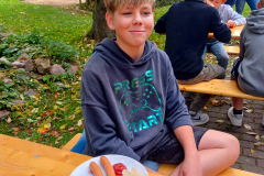 schulhofbaenke_dank_2024_040